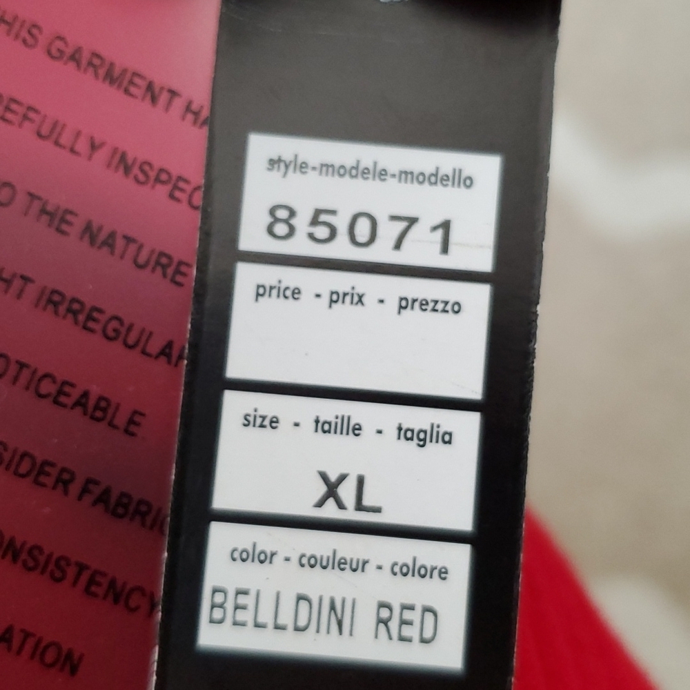 NWT! Belldini ribbed stretch top diamond buckle - Picture 9 of 9